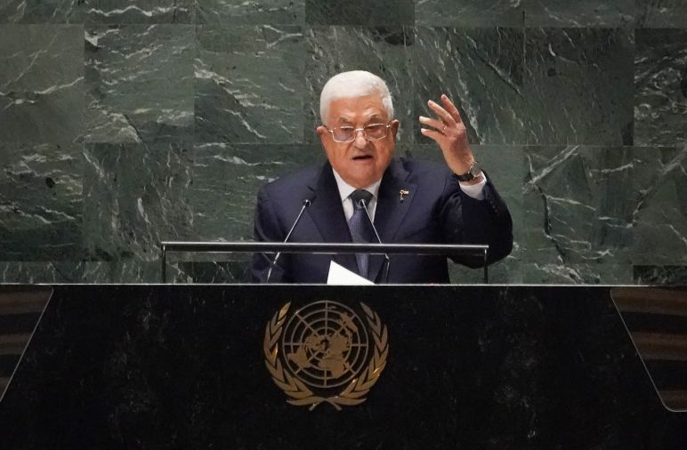 Mahmoud Abbas privé de visa US, l'UE presse Washington de \