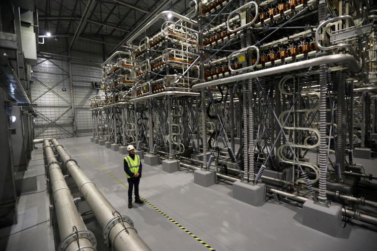Retour de l'électricité à Cannes et dans le Sud-Est après des actes de sabotage