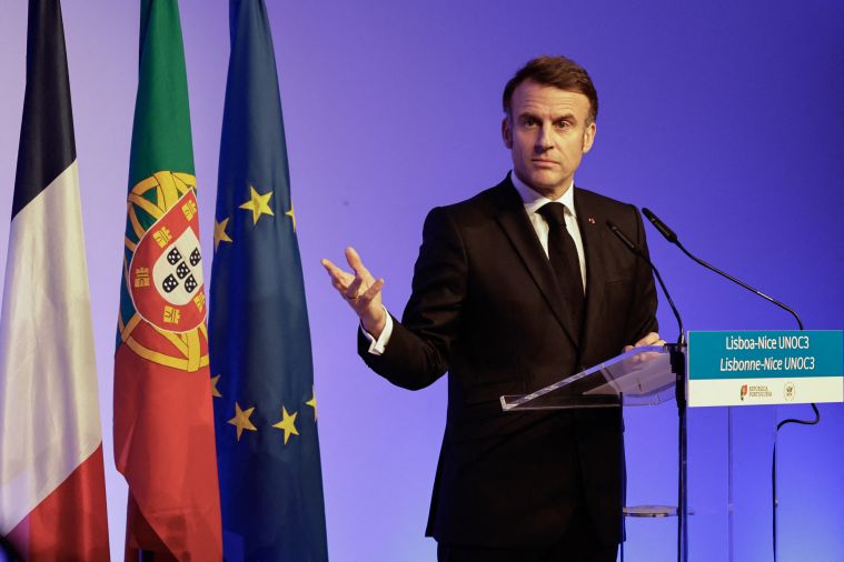 Face au revirement américain, Macron relance le débat sur une dissuasion européenne
