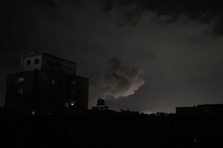 Yémen: les Houthis font état de 12 morts dans des bombardements imputés aux États-Unis