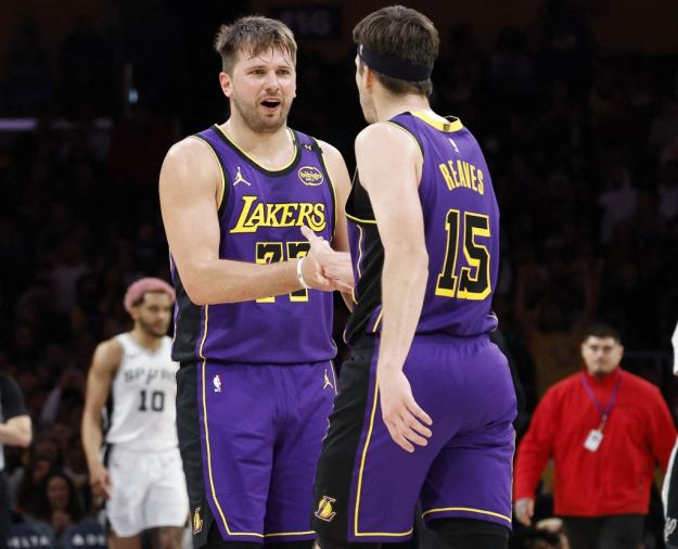 NBA: Denver trop fort pour Golden State même sans Jokic, les Lakers dominent 