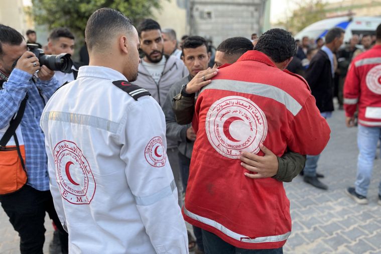 Gaza: le Croissant-Rouge dit avoir retrouvé 15 secouristes tués après des tirs israéliens