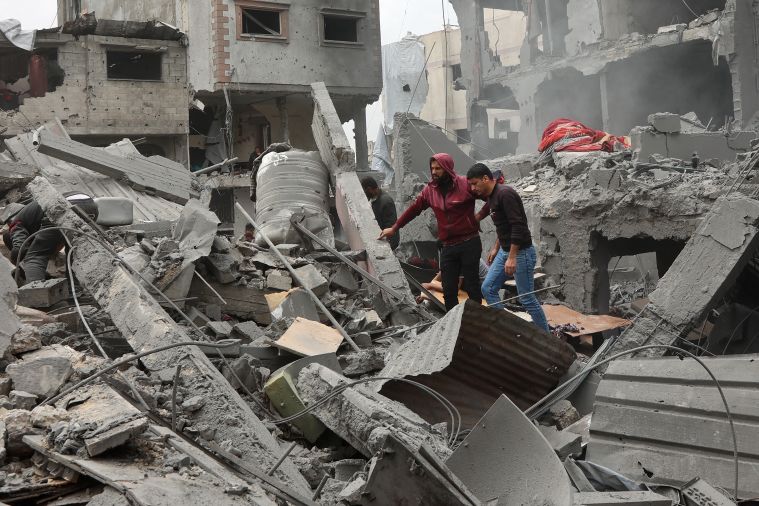 Plus de 20 morts dans une frappe israélienne à Gaza selon les secours