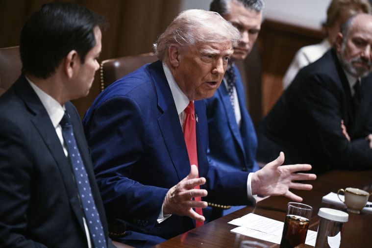 Trump assume le coût de sa guerre commerciale contre la Chine