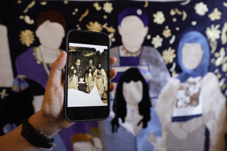 Au Maroc, neuf femmes, une aiguille: broder l’avenir ensemble