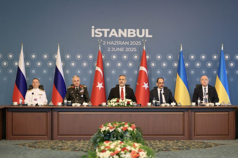 Russie-Ukraine : négociations sous tension à Istanbul, peu d'espoirs de percée