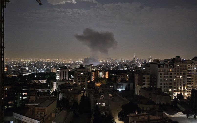 Frappes israéliennes en Iran: la communauté internationale appelle à la désescalade