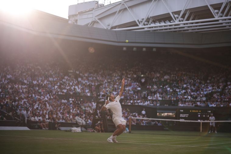 Wimbledon: Alcaraz écarte Struff et file en huitièmes