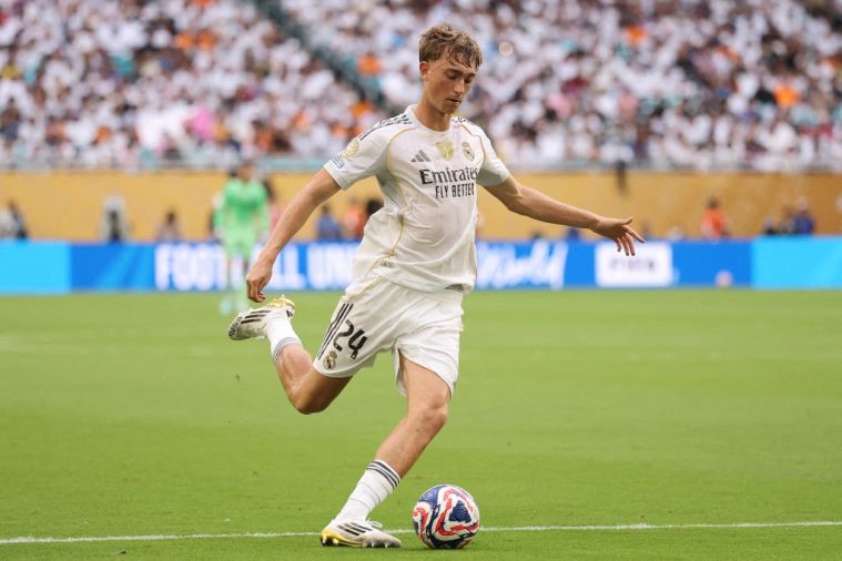Mondial-2026: Huijsen forfait avec l'Espagne, remplacé par Laporte