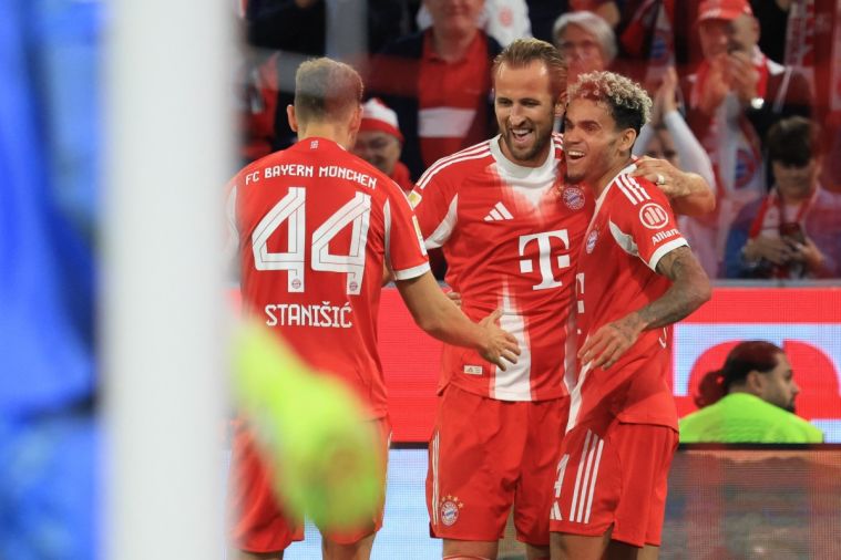 Allemagne: doublé d'Olise et triplé de Kane pour lancer la saison du Bayern