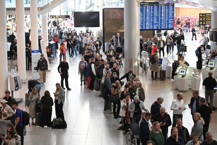 Des drones perturbent plusieurs aéroports au Danemark, Aalborg fermé pour plusieurs heures