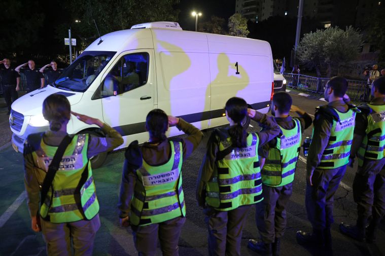 Israël annonce avoir identifié les corps de deux otages 