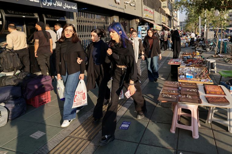 L'Iran étouffe, et le pouvoir le dit enfin