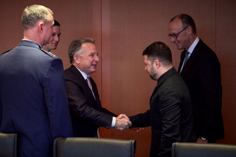 Ukraine: progrès dans les discussions, les Européens proposent une force multinationale