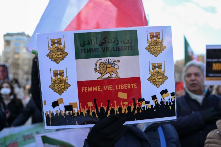 Iran: nouveaux heurts, l'opposition appelle à intensifier la mobilisation
