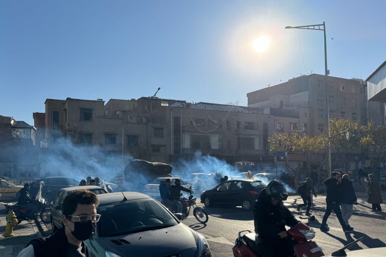 Après de nouveaux heurts en Iran, Trump fait pression sur les autorités