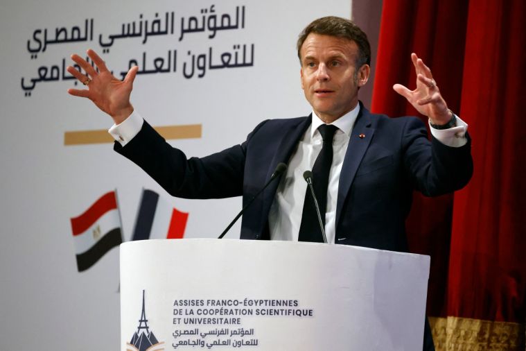 Macron à al-Arich, \