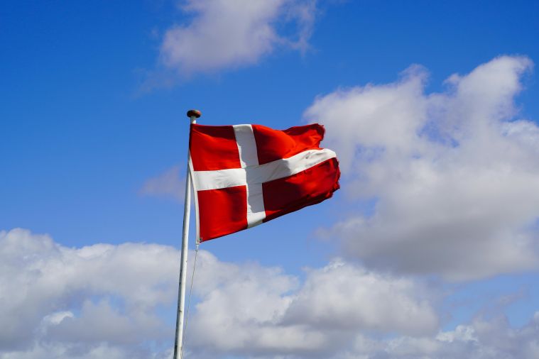 Au Danemark, un aéroport temporairement fermé après une alerte aux drones
