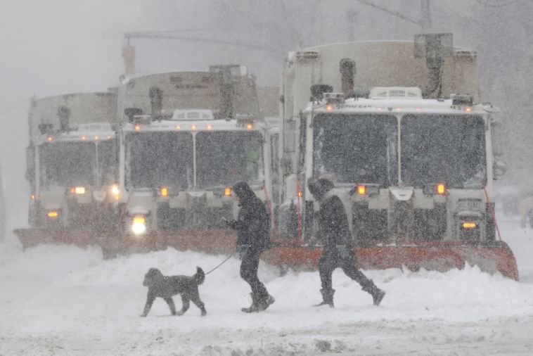 Trente morts dans les intempéries aux États-Unis, en proie au froid polaire