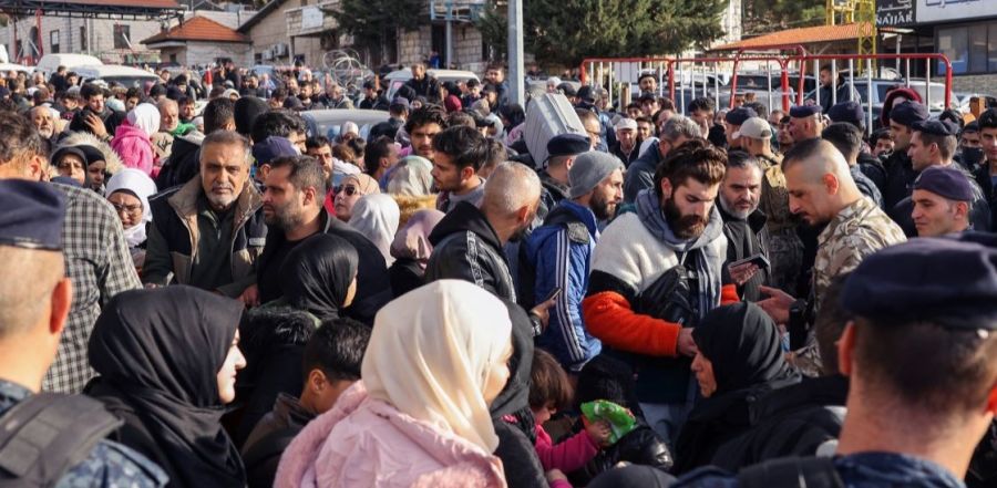 Plusieurs pays suspendent les demandes d'asile des réfugiés syriens