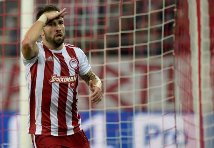 Mathieu Valbuena prolonge d'un an à l'Olympiakos