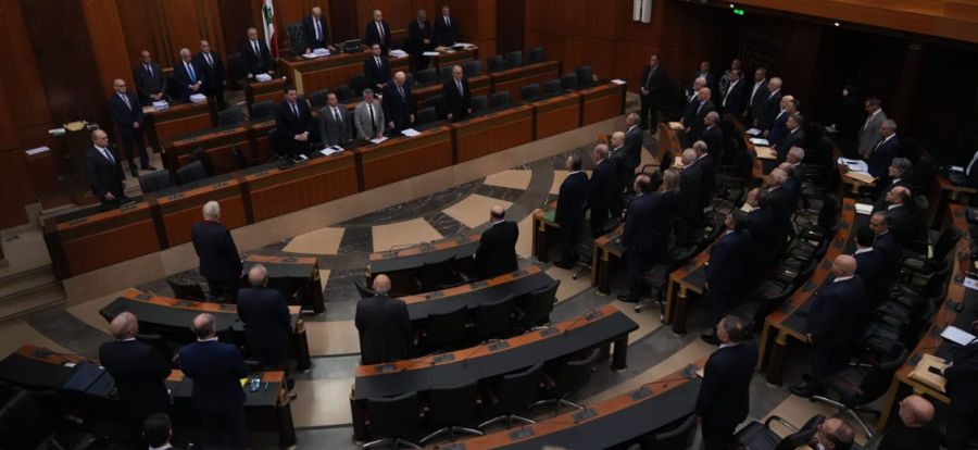 Parlement: nouveau rendez-vous à 18h