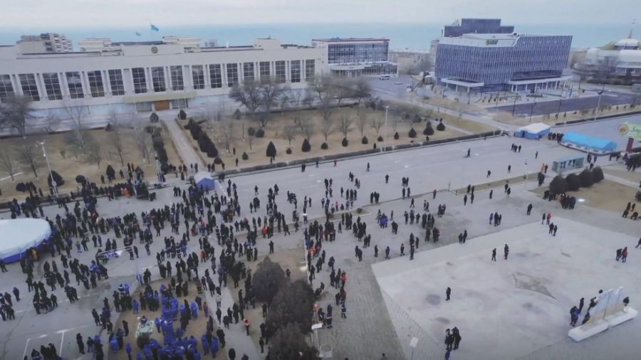 Kazakhstan: Almaty transformée en champ de bataille