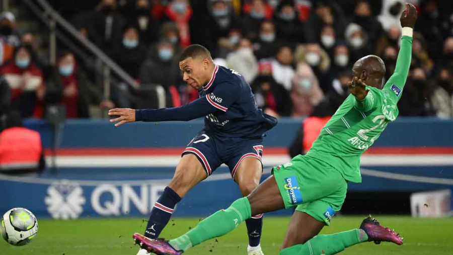 Mbappé rallume la mèche