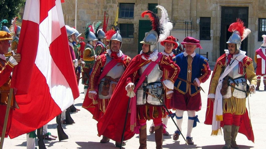 Le Pape s'empare de l'Ordre de Malte