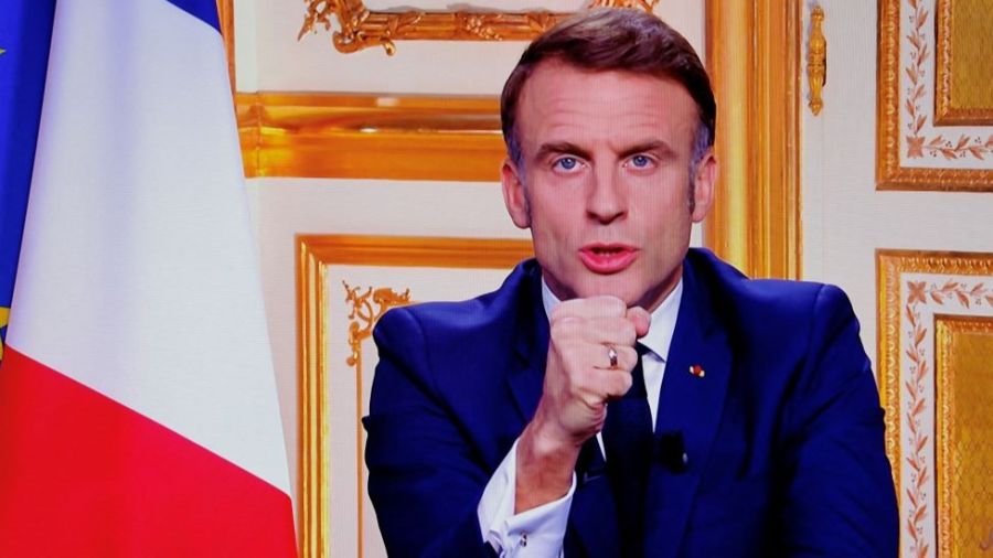 Macron promet un Premier ministre \