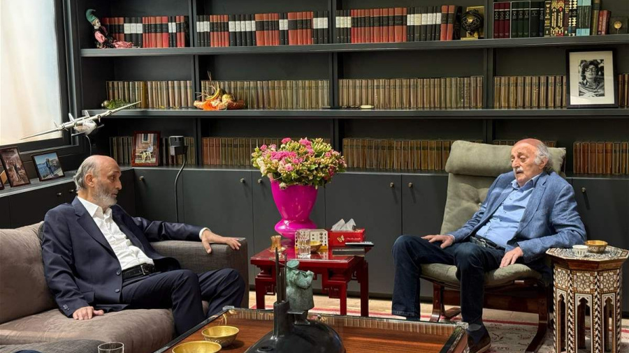 Geagea et Joumblatt débattent de la Syrie, du cessez-le-feu et de la réforme électorale