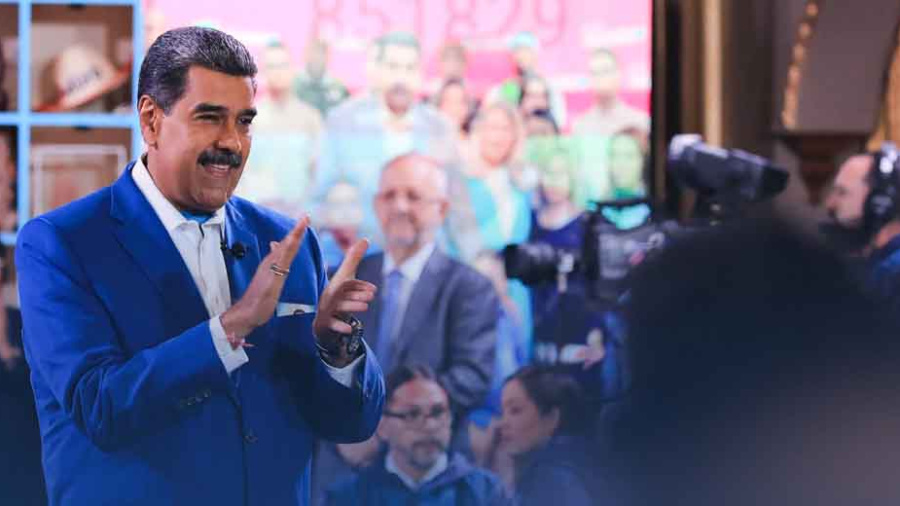 Maduro relance le dialogue avec Washington malgré les sanctions