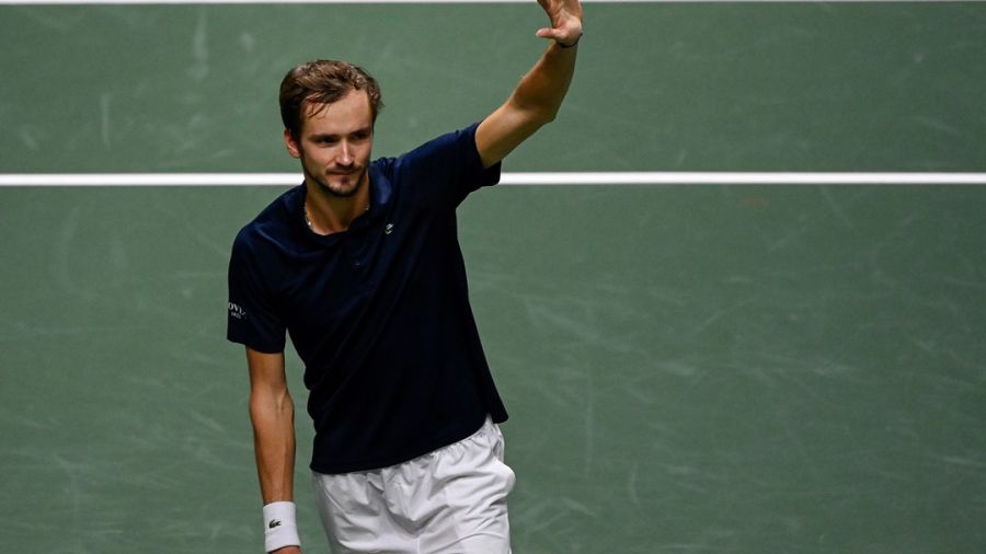 Roland-Garros: Medvedev passe sans encombre