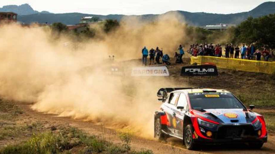 WRC/Sardaigne: victoire de Neuville, Ogier dans le décor
