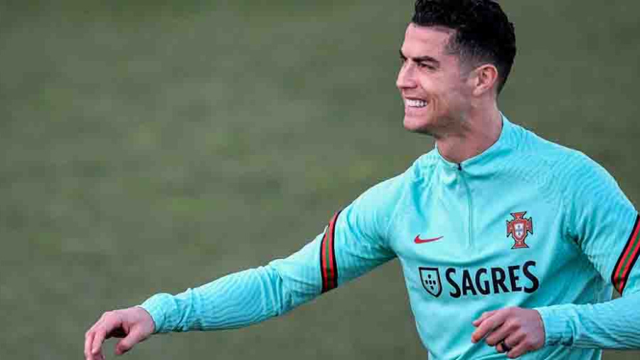 Le Portugal entre avec Ronaldo dans l'ère Martinez