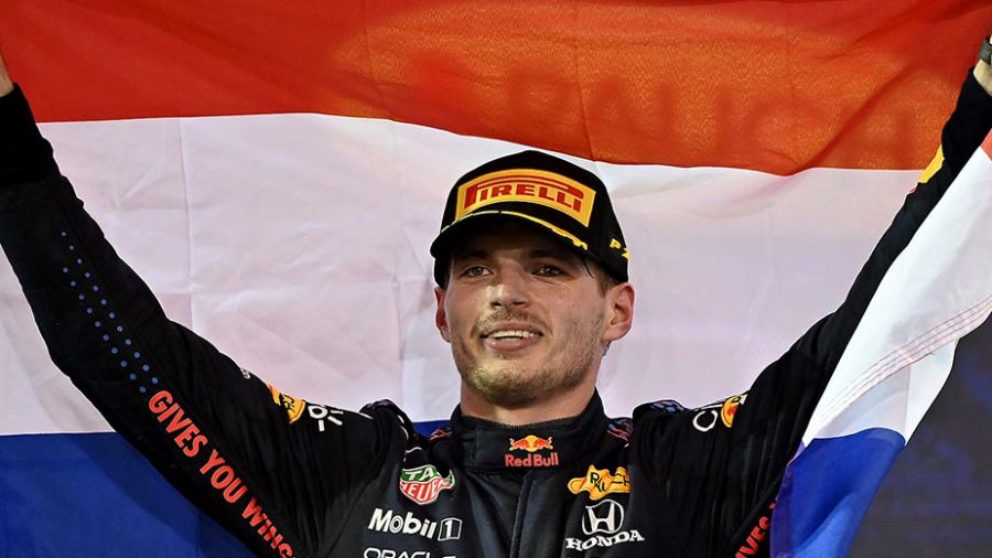 Verstappen remet sa couronne en jeu