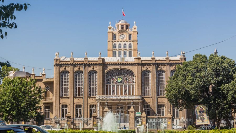 Changement institutionnel en Iran: que permet la Constitution?