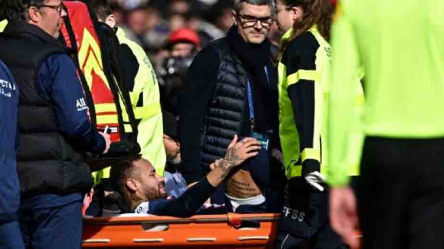Neymar rechute encore, saison compromise