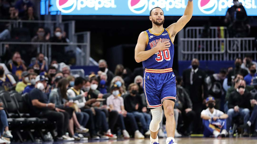 Stephen Curry pourrait jouer le premier match contre Denver