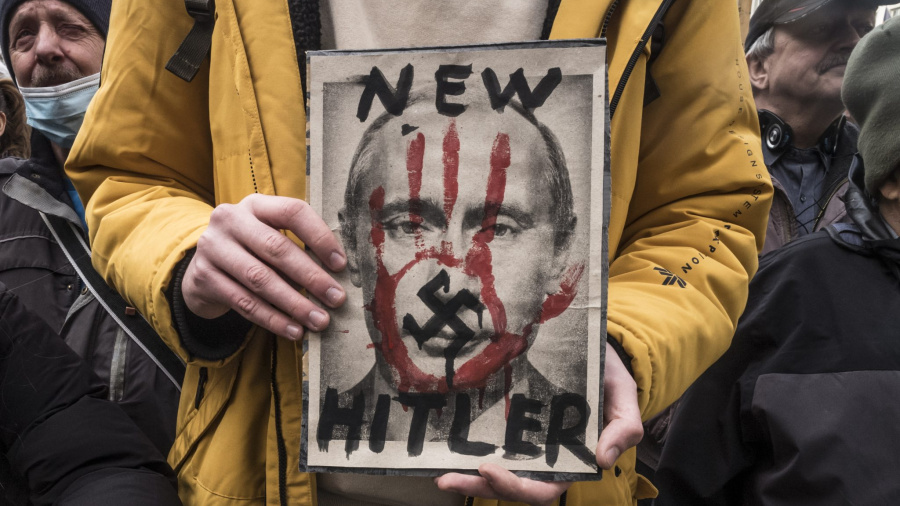Lavrov compare les Occidentaux à Hitler