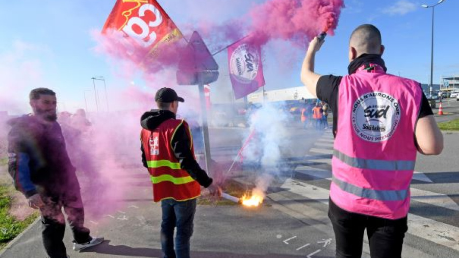 La révolte gronde contre les plateformes internet