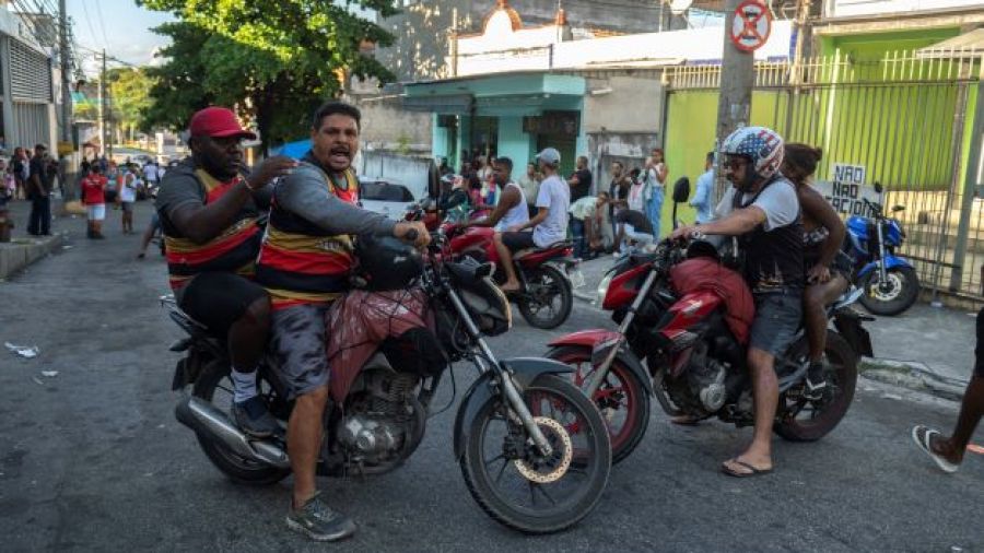 Raid policier meutrier dans une favela de Rio