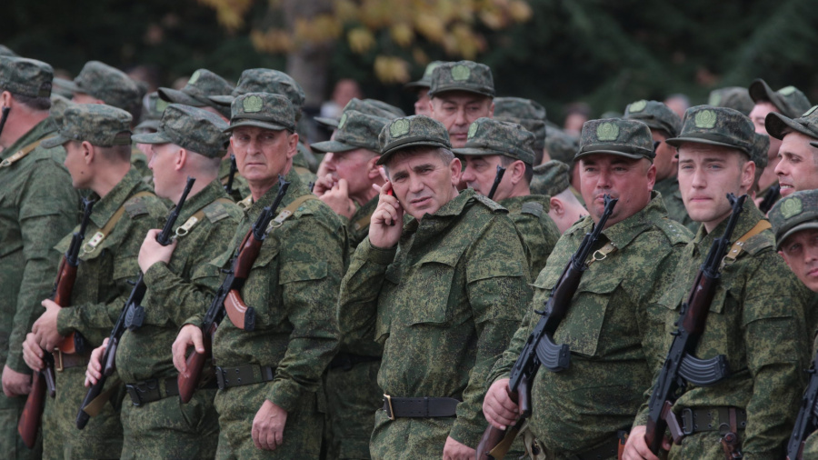 Ukraine: la mobilisation des 300.000 réservistes russes s'achève