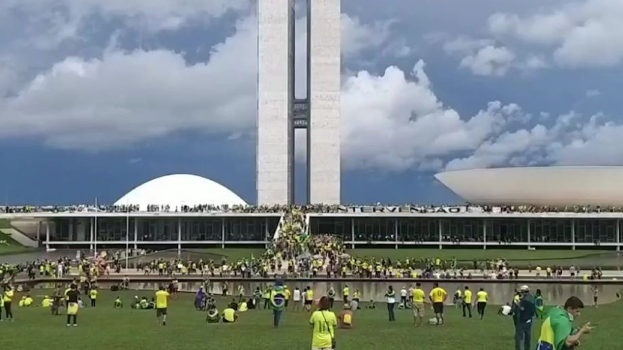 Brasilia retrouve le calme après l'assaut des bolsonaristes