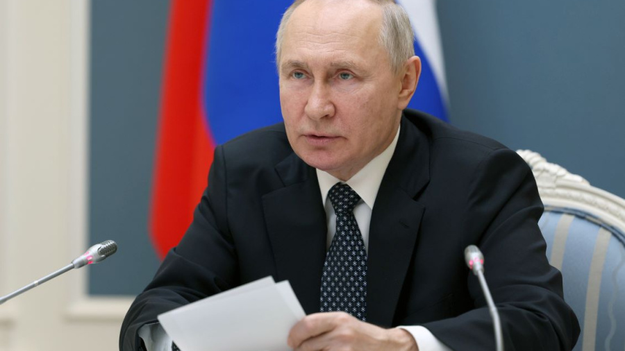 Poutine accuse les services secrets occidentaux de terrorisme