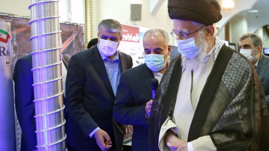 Nucléaire: Khamenei souffle le chaud et le froid