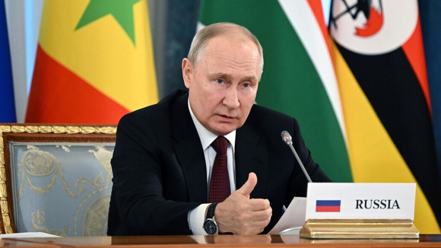 Poutine «prêt» au dialogue sur l'Ukraine