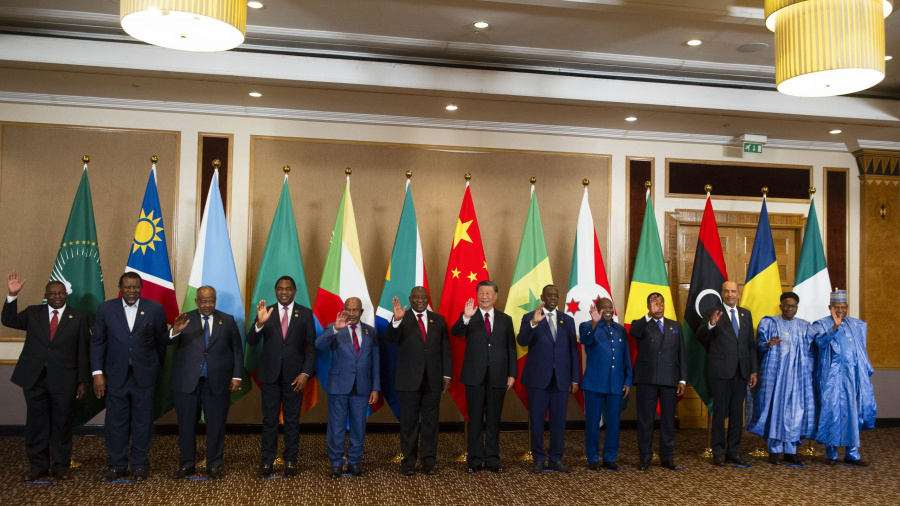 Brics: le bloc des pays émergents s'élargit