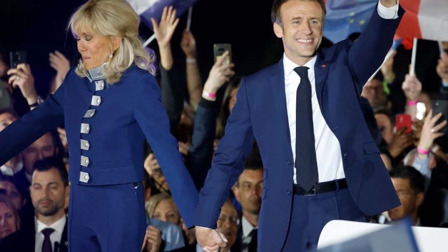 Macron réélu malgré une percée de l'extrême-droite