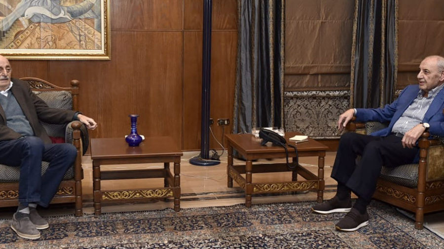 W. Joumblatt à Aïn el-Tiné